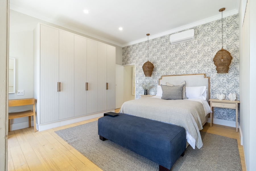 To Let 4 Bedroom Property for Rent in Oranjezicht Western Cape